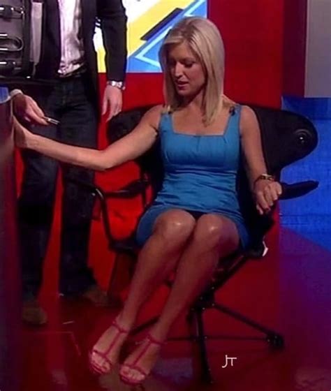 Ainsley Earhardt Feet Fox News Anchor With Hottest Legs Page 8 Of