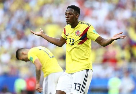 Game log, goals, assists, played minutes, completed passes and shots. Everton close in on Barcelona defender Yerry Mina ...