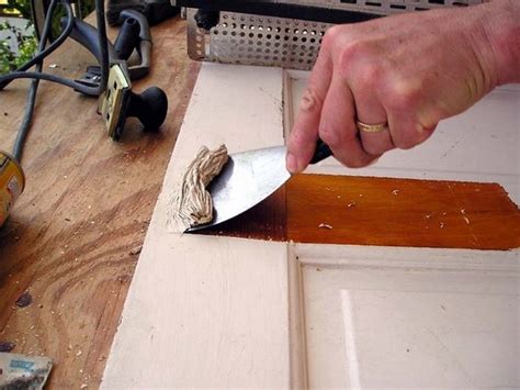 Diy Door Stripping Upcycling Ideas To Re Use Wooden Doors