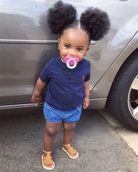 Even though she is like 6 years old, she still looks flawless. 40 Cute Hairstyles for Black Little Girls | herinterest.com/