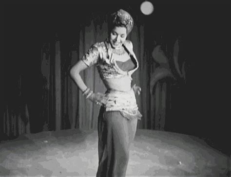 Sexy Belly Dancer Gif