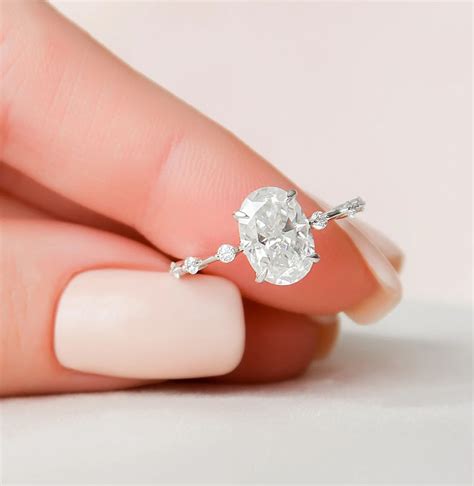 6 Most Unique Oval Engagement Rings That Will Blow Your Mind Ridzeal