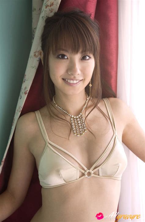 Is A Indeed Sexually Excited Sweetheart Posing So Erotically All Gravure