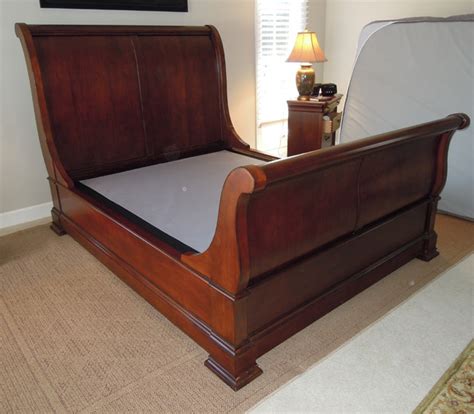 Thomasville Queen Size Sleigh Bed For Sale Skidaway Times