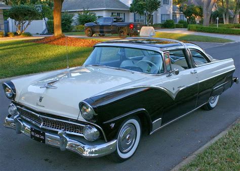 This week i reviewed my friends 2010 ford crown victoria converted to an offroad monster. All American Classic Cars: 1955 Ford Fairlane Crown ...