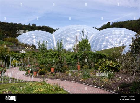 The Biomes Within The Eden Project Bodelva Cornwall Uk Stock Photo Alamy