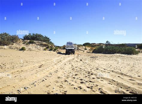 Australia Cross Country Vehicle Sand Runway Stock Photo Alamy