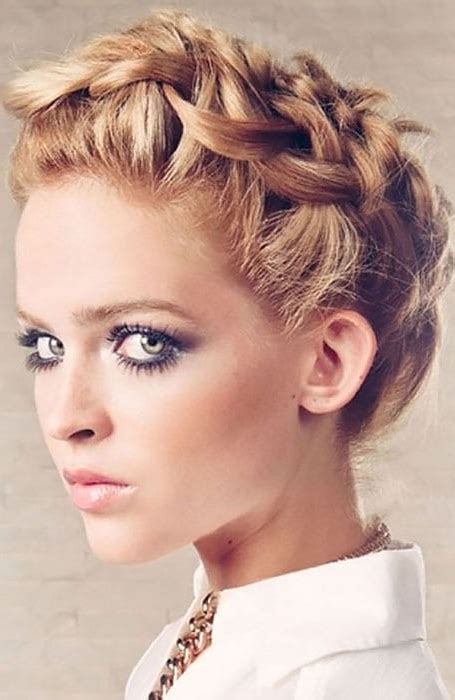 Wet curly styles usually just need some product in the hair to prevent frizz and you are good to go. 30 Easy Hairstyles for Short Curly Hair - Love Casual Style
