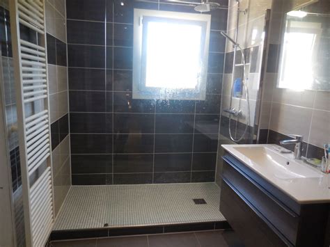 Nous livrons gratuitement dans un rayon de 50 km de chacun de nos magasins. douche italienne avec fenêtre - Recherche Google | Fenetre ...