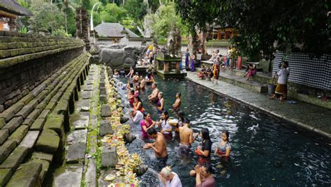 The Complete Guide To Tirta Empul Water Temple