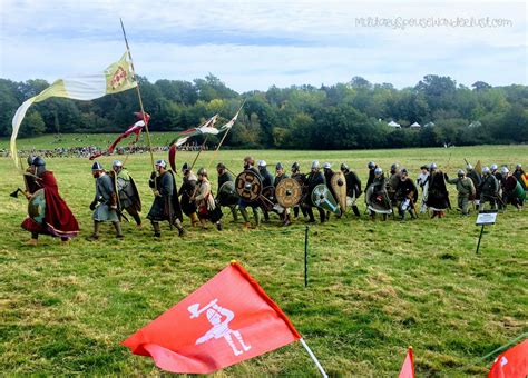 1066 Battle Of Hastings Reenactment Battle Abbey And Battlefield