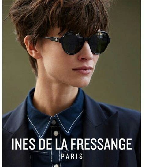 3 hairstyles to try when growing out short hair growing out your hair whether it s bangs angles or a bob to a lob is a test of your patience as time goes on and inches accumulate you hairstyles growing out short hair. Pin by Clara Masse on Hair | Short hair styles, Growing ...