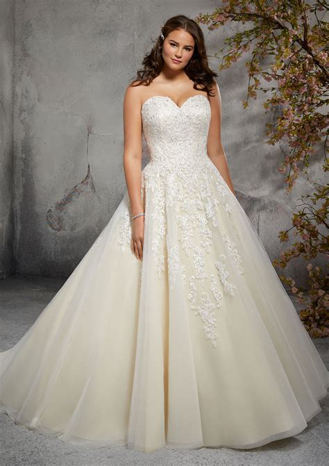 An essex wedding news including bridal fashion, beauty and honeymoon. Lizbeth Plus Size Wedding Dress | Morilee