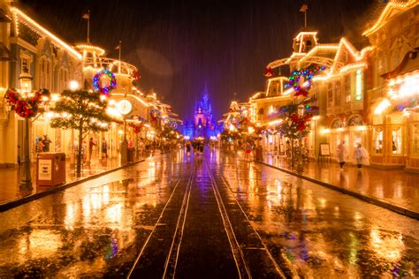 December At Disney World Crowd Calendar And Info Disney Tourist Blog