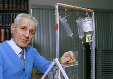 Dr Jack Kevorkian Dies At 83 Backed Assisted Suicide The New York Times