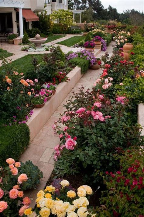 Cool Stunning Small Flower Gardens And Plants Ideas For Your Front Yard Small Rose Garden