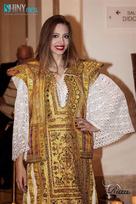 Pin By Sophie Ben On Caftan In 2023 Tunisian Clothes Arab Fashion