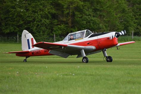 De Havilland Canada Dhc 1 Chipmunk G Pvet Wb565 X 1 Flickr