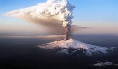 It lies above the convergent plate margin between the african plate and the eurasian plate. 10 Interesting Mount Etna Facts | My Interesting Facts