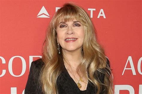 Fleetwood Mac Legend Stevie Nicks Cancels Us Concerts Over Covid Fears