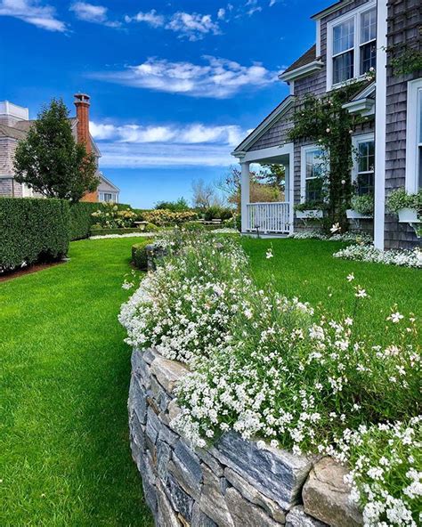 Pin By Pipchippin On Love New England Fine Living Nantucket