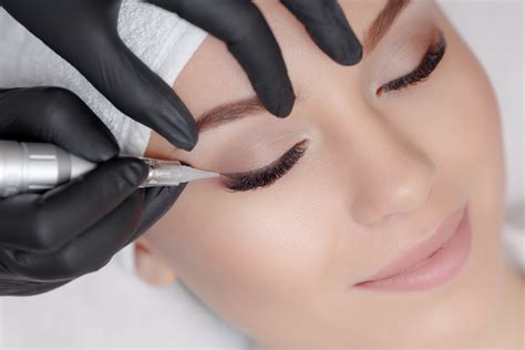 Lash Enhancement Eyeliner Spa Lashes