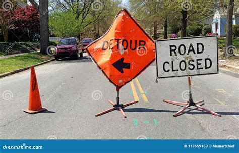 Detour And Road Closed Signs Stock Photo Image Of Detour Repair