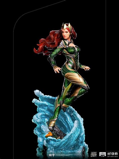 Zack Snyders Justice League Mera Statue Debuts From Iron Studios