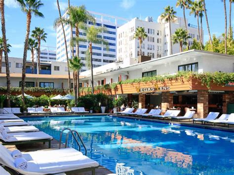 12 Best Pools In Las Vegas To Beat The Heat In Sin City Vegas Lens