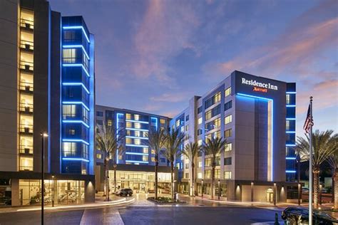 Residence Inn By Marriott At Anaheim Resortconvention Center Rooms