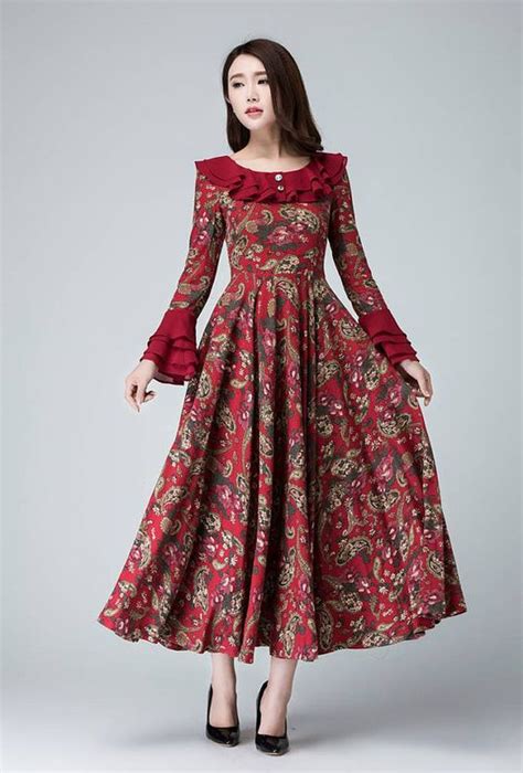 Ya, gamis sering disebut juga dengan nama dress. 25 Model Baju Batik / Dres Pesta Pernikahan / Gamis ...