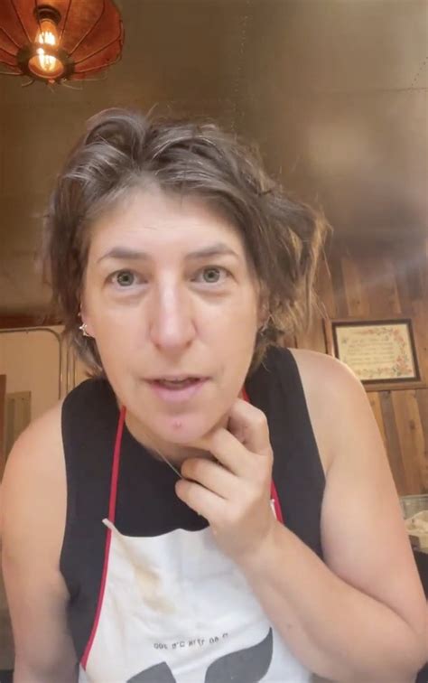 Jeopardy Host Mayim Bialik Shows Off Real Skin Gigantic Pimple On
