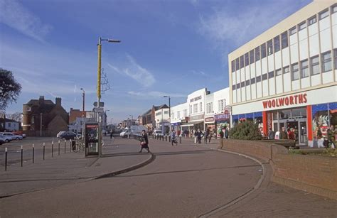 Fareham Town Centre 6 © Barry Shimmon Geograph Britain And Ireland