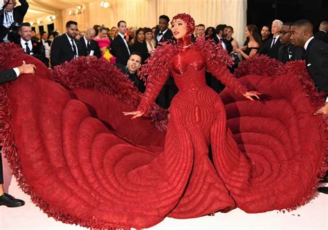 Met Gala Celebs Parade Their Campy Miens On The Red Carpet