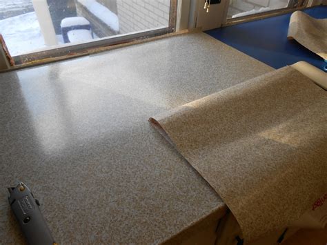 Laminate kitchen countertops are easy to clean and inexpensive, making them a good option if you're on a budget. Do It Yourself Ditders: Redecorating 2013 - How to update ...