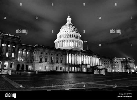 Washington Dc Us Capitol Building Dome White Hi Res Stock Photography
