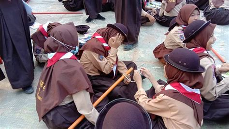 Cara Membuat Simpul Jangkar Dengan Mudah - Mahir Pramuka