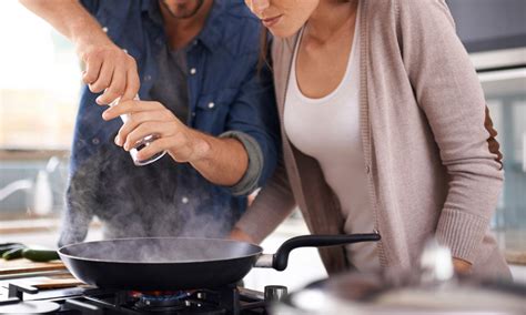 Cannabis In The Kitchen How To Get Flirty With Your Partner Using Food