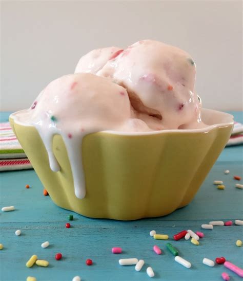 Strawberry Banana With Sprinkles Frozen Yogurt Pb P Design