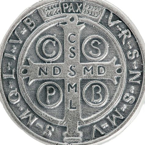 Medalla San Benito Metal Plateado De 3cm Venta Online En Holyart