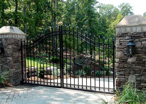 Driveway Gates Entrance Gates Heirloom Stair And Iron