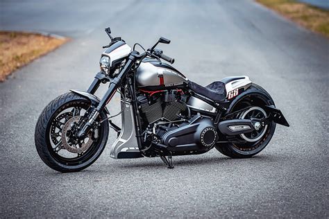 Harley-Davidson FXDR Turns Into Silver Rocket in the Hands of ...
