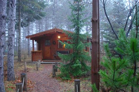 Spend a wonderful vacation in one of our 17 comfortable non smoking mountain cabins. Mallards' Landing Dutch Cottage, Hayward WI Vacation ...