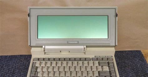 Setelah 35 Tahun Pabrik Laptop Toshiba Resmi Ditutup Bisnis Muda