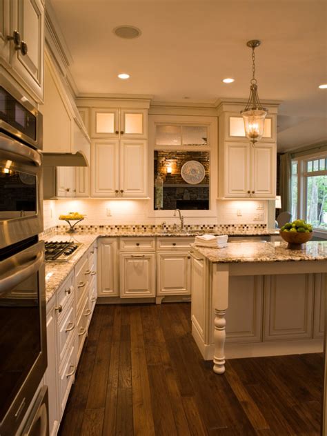 The cabinets you choose will most often dictate the true character of your kitchen's design. Home Improvement - Old World Kitchen Design Ideas | HubPages