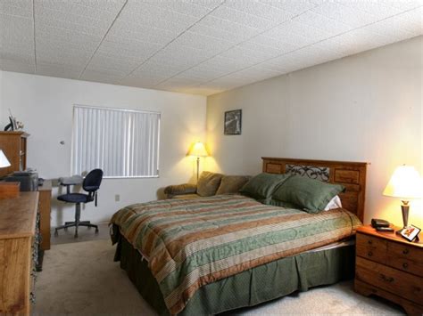 5426 fifth avenue | pittsburgh, pa 15232. Chalfont Apartments Apartments - Pittsburgh, PA ...