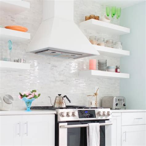 Her medicine cabinet (which is more like a medicine closet) but the holy grail of khloé's organization was definitely her kitchen, which just got an upgrade! Khloe Kardashian and Kourtney Kardashian House Tour ...