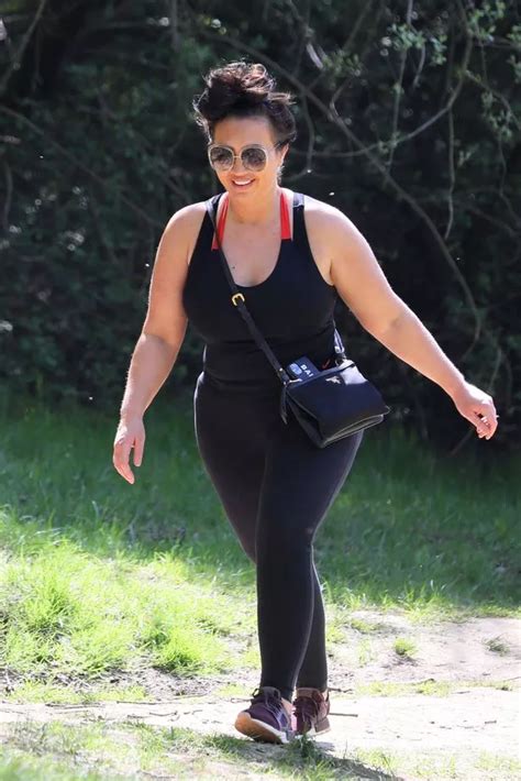 lauren goodger flaunts her curves in figure hugging exercise gear as she heads out for walk ok