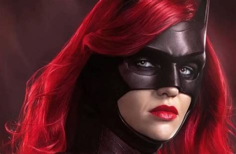 Batwoman seeks justice for gotham city. A estrela de 'Batwoman', Ruby Rose, sai da série antes da ...