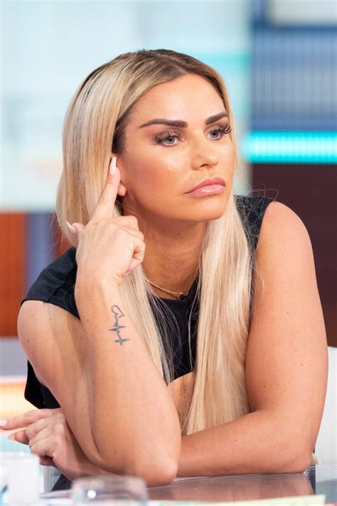 Katie price is an english media personality, model, author, singer, and businesswoman who has in addition to that, katie price has authored several novels and autobiographies including in the name. Katie Price unveils FULL results of latest cosmetic procedures | OK! Magazine